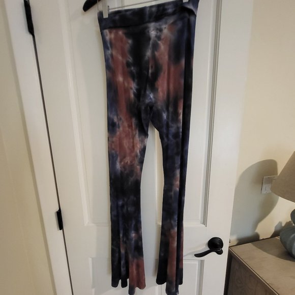 T Party Fashion Pants - New T Party Tie Dye Flare Leg size Small